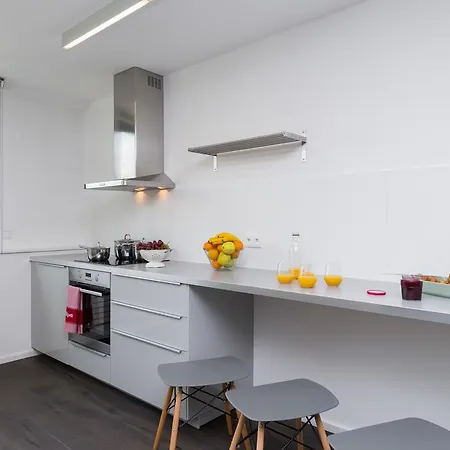 Dlazdena Prague