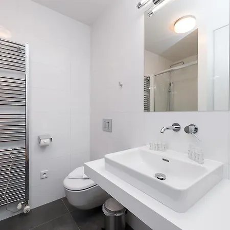 Dlazdena Apartment *